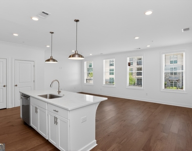 504 Sawnee Village Boulevard - Photo Thumbnail 11