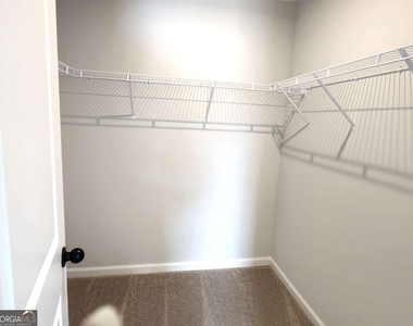 848 Leraes Way - Photo Thumbnail 7