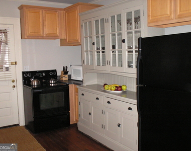 1098 Los Angeles Avenue - Photo Thumbnail 1