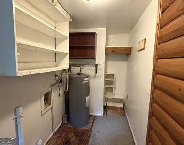 1054 College Station Road - Photo Thumbnail 10