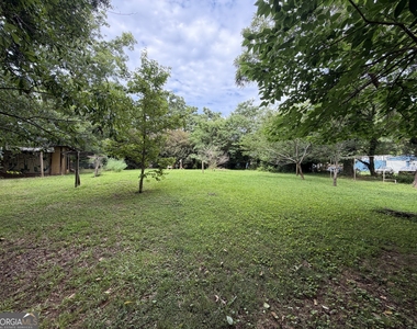 1054 College Station Road - Photo Thumbnail 13