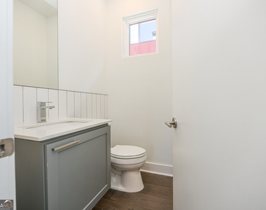 1145 Kirkwood Avenue Se - Photo Thumbnail 17