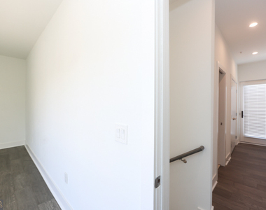 1145 Kirkwood Avenue Se - Photo Thumbnail 40