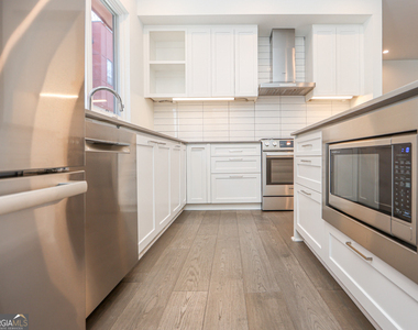 1145 Kirkwood Avenue Se - Photo Thumbnail 13