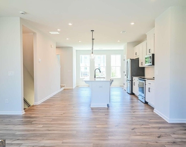 756 Payton Lane - Photo Thumbnail 19