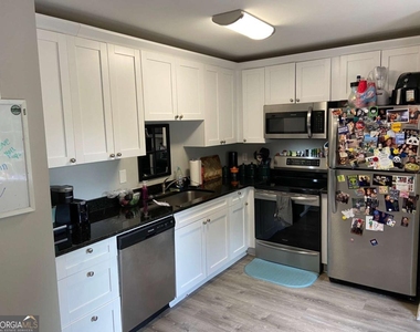 2165 S Milledge Avenue - Photo Thumbnail 2