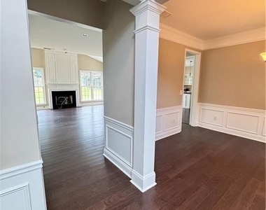 7880 Brookwood Way - Photo Thumbnail 1