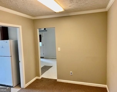 2121 Heritage Trace Drive - Photo Thumbnail 17