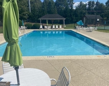 2121 Heritage Trace Drive - Photo Thumbnail 20