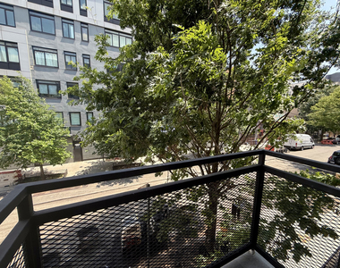 592 Bushwick Avenue - Photo Thumbnail 4