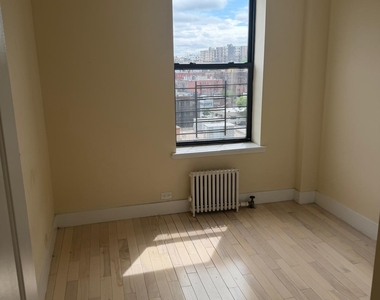 West 188th Street - Photo Thumbnail 12