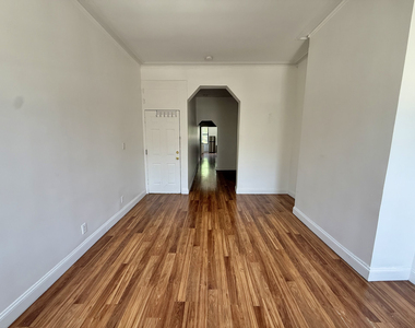 293 Wyckoff Ave - Photo Thumbnail 4