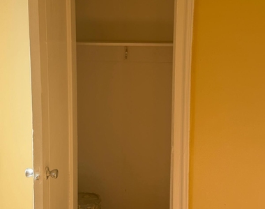 West 176th Street - Photo Thumbnail 12