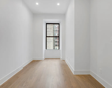 121 Madison Avenue - Photo Thumbnail 2