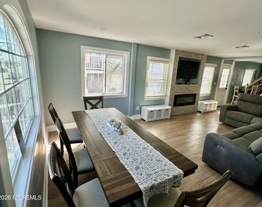 39 Coolidge Avenue - Photo Thumbnail 6