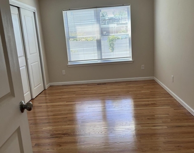 59 Ridge Avenue - Photo Thumbnail 2