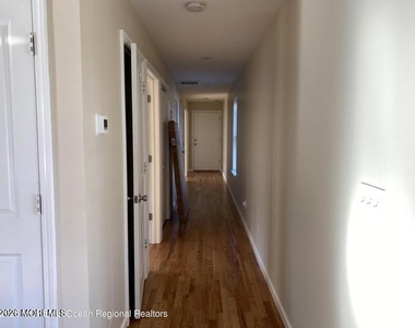59 Ridge Avenue - Photo Thumbnail 6