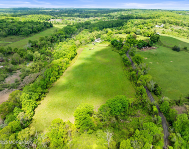 525 Cooper Road - Photo Thumbnail 11