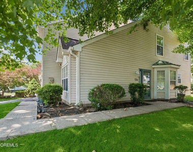 134 Rumford Way - Photo Thumbnail 1