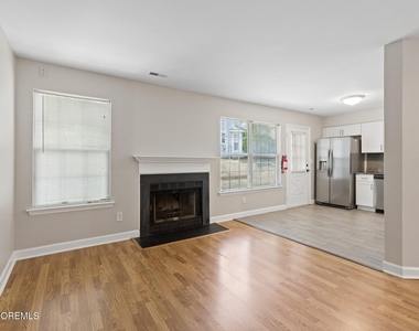 134 Rumford Way - Photo Thumbnail 3