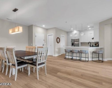 22 Cooper Avenue - Photo Thumbnail 9
