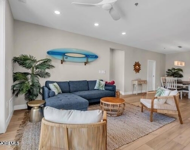 22 Cooper Avenue - Photo Thumbnail 2