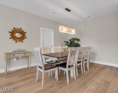 22 Cooper Avenue - Photo Thumbnail 8