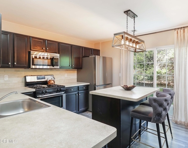207 Harvest Way - Photo Thumbnail 23
