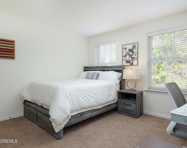 207 Harvest Way - Photo Thumbnail 22