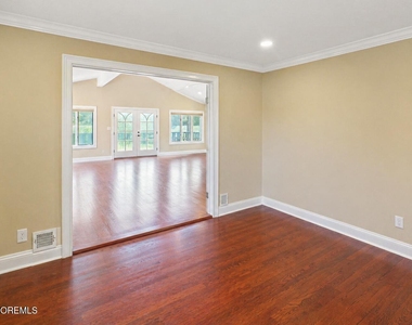 437 Adamston Road - Photo Thumbnail 21