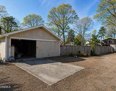 437 Adamston Road - Photo Thumbnail 29