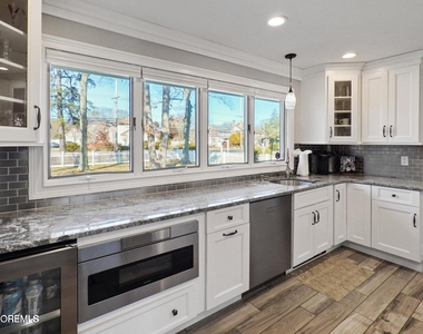 437 Adamston Road - Photo Thumbnail 7