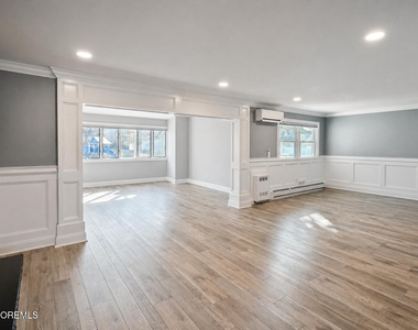 437 Adamston Road - Photo Thumbnail 12