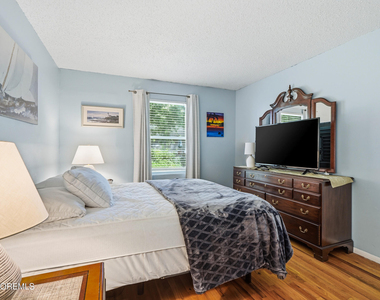 81 Berry Place - Photo Thumbnail 14