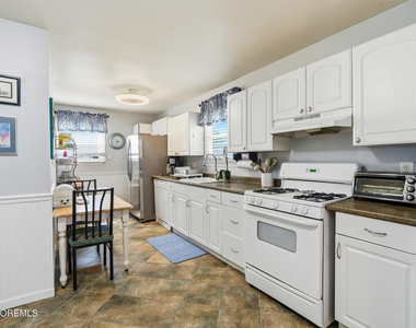 81 Berry Place - Photo Thumbnail 10