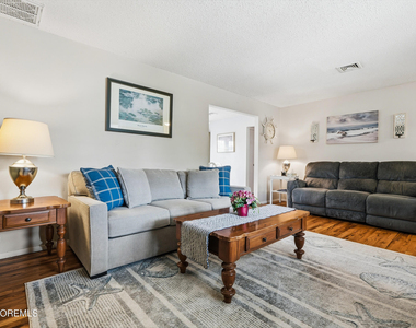 81 Berry Place - Photo Thumbnail 3