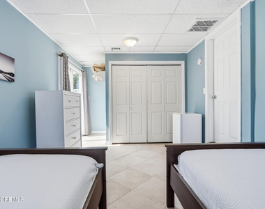 81 Berry Place - Photo Thumbnail 7