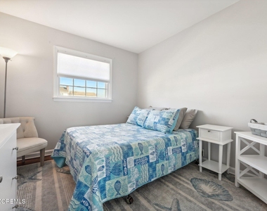 202 Yale Avenue - Photo Thumbnail 6