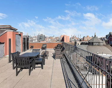 Ridge Street - Photo Thumbnail 2