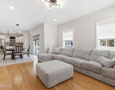 941 Fifth Avenue - Photo Thumbnail 10