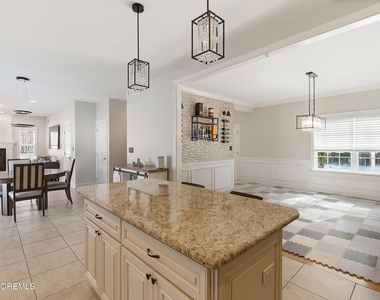 941 Fifth Avenue - Photo Thumbnail 6