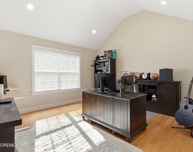 941 Fifth Avenue - Photo Thumbnail 15
