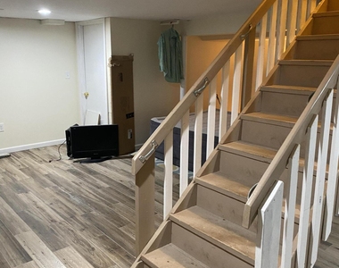 7 Campbell Court - Photo Thumbnail 17