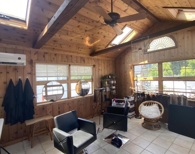 7 Campbell Court - Photo Thumbnail 5