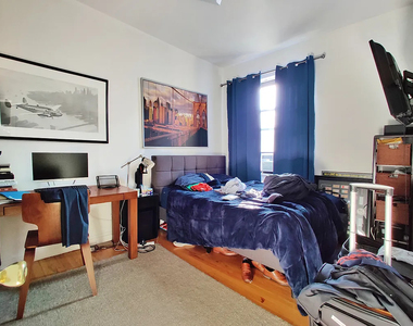 176 2nd Avenue - Photo Thumbnail 5
