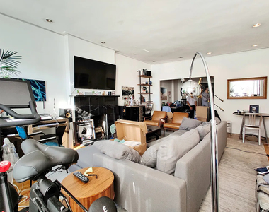 176 2nd Avenue - Photo Thumbnail 4