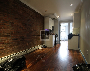 Ridge Street - Photo Thumbnail 1