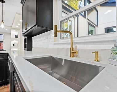 6443 Redpine Road - Photo Thumbnail 6