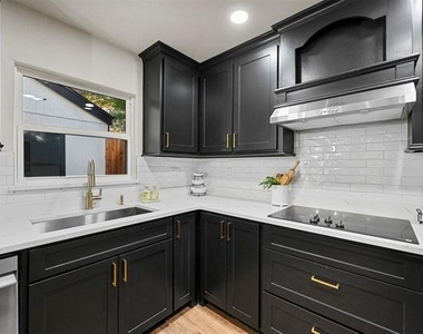 6443 Redpine Road - Photo Thumbnail 4