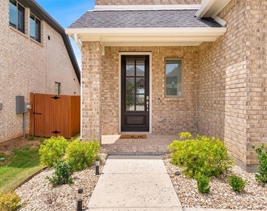 4130 Beale Street - Photo Thumbnail 1